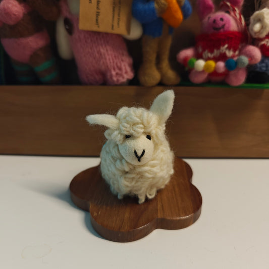 Felted Heart 小白羊 手工羊毛毡